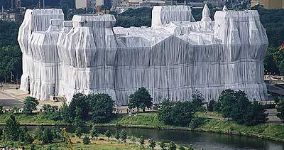 Reichstagsverhüllung durch Christo